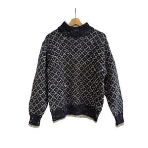 DD Sloane VINTAGE womens wool blend sweater Nordic style crewneck size M